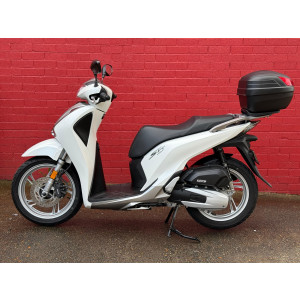 Honda SH150, 2019 model, Only 3600km travelled, Registered until 02/02/2026, 3 months dealer warranty, 66per week for 30 months and no deposit.