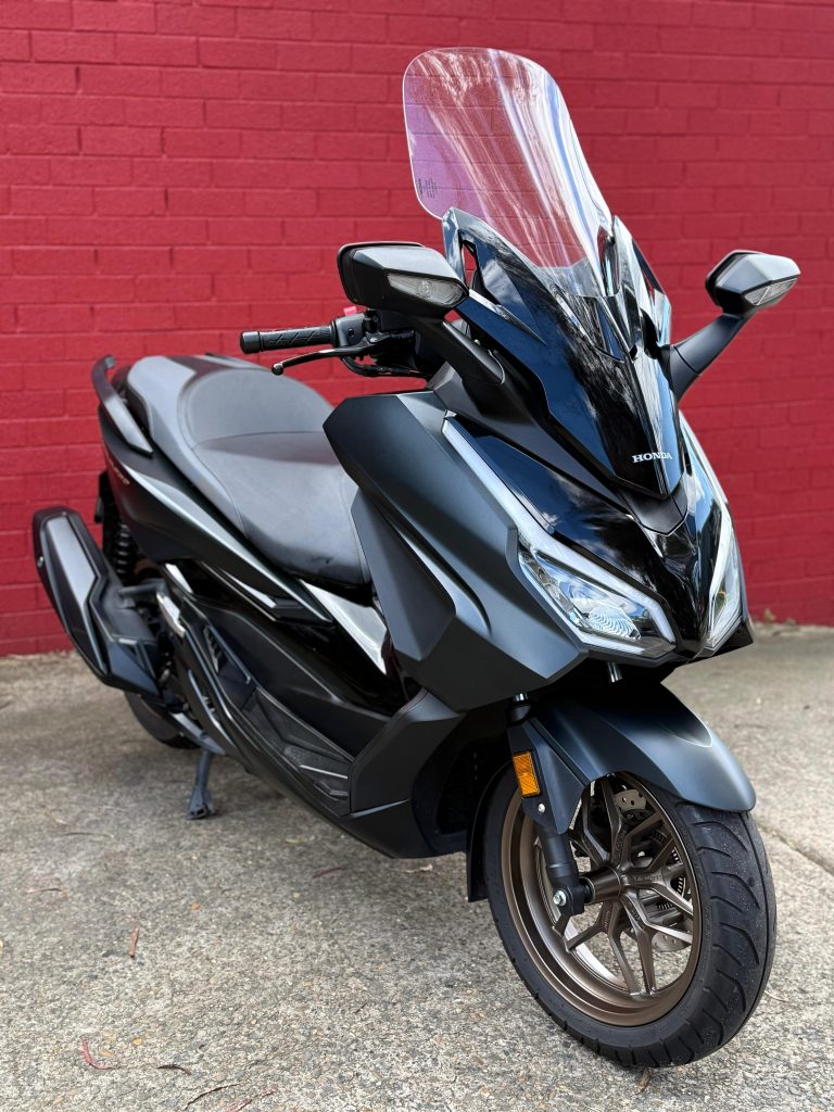 Honda Forza 350, 2023, 13,553 km only, registered until 31/08/2026, Just had full service done, $79 per week for 30 Months and No deposit.