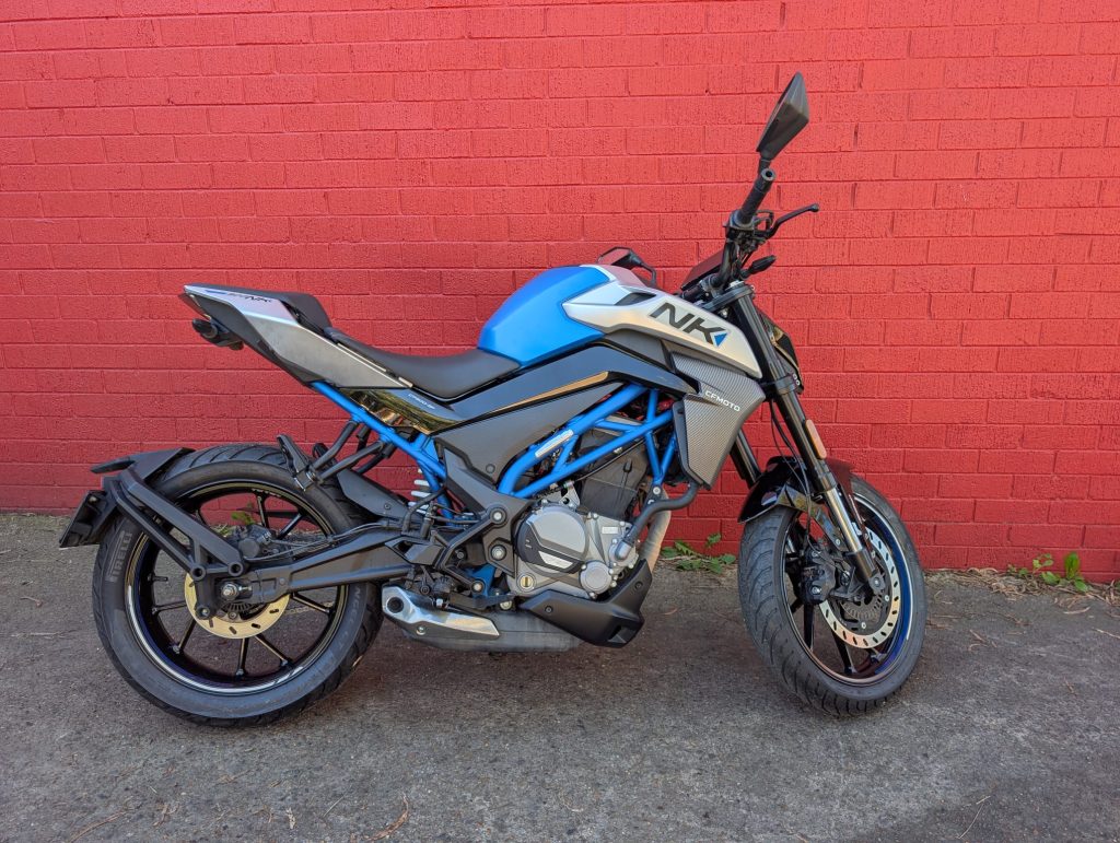 CFMOTO 300NK, 2022, Long rego.
